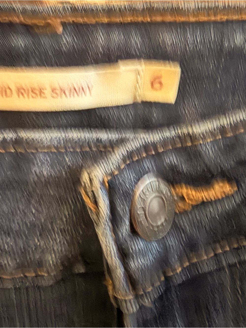 Levi's High Rise Skinny Jeans - Black Denim